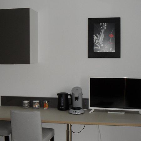# Studio Bon Emplacement Avec Parking # 伊尔扎克 外观 照片