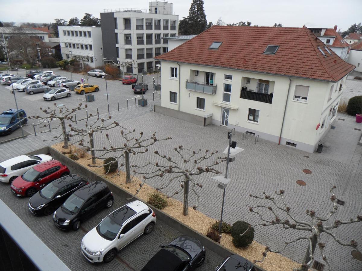 # Studio Bon Emplacement Avec Parking # 伊尔扎克 外观 照片